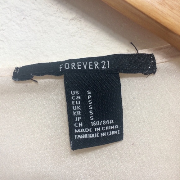 Forever 21 Cream Blouse - Picture 2 of 3